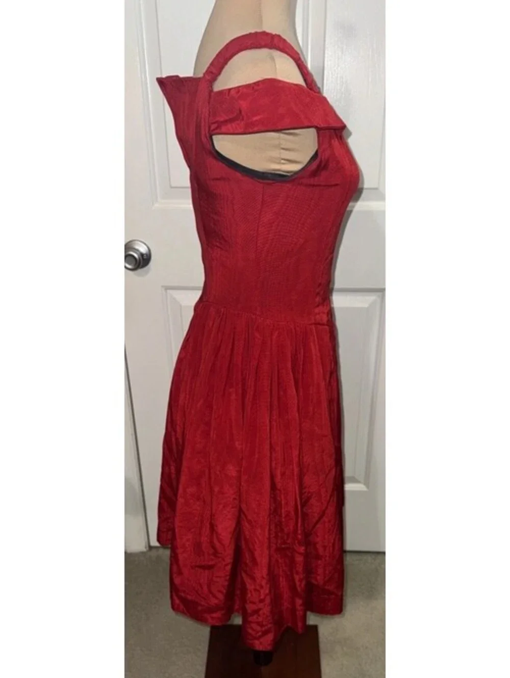 Maria Casero Vintage Girl Dress Size 12 Preteen Red Moire fabric